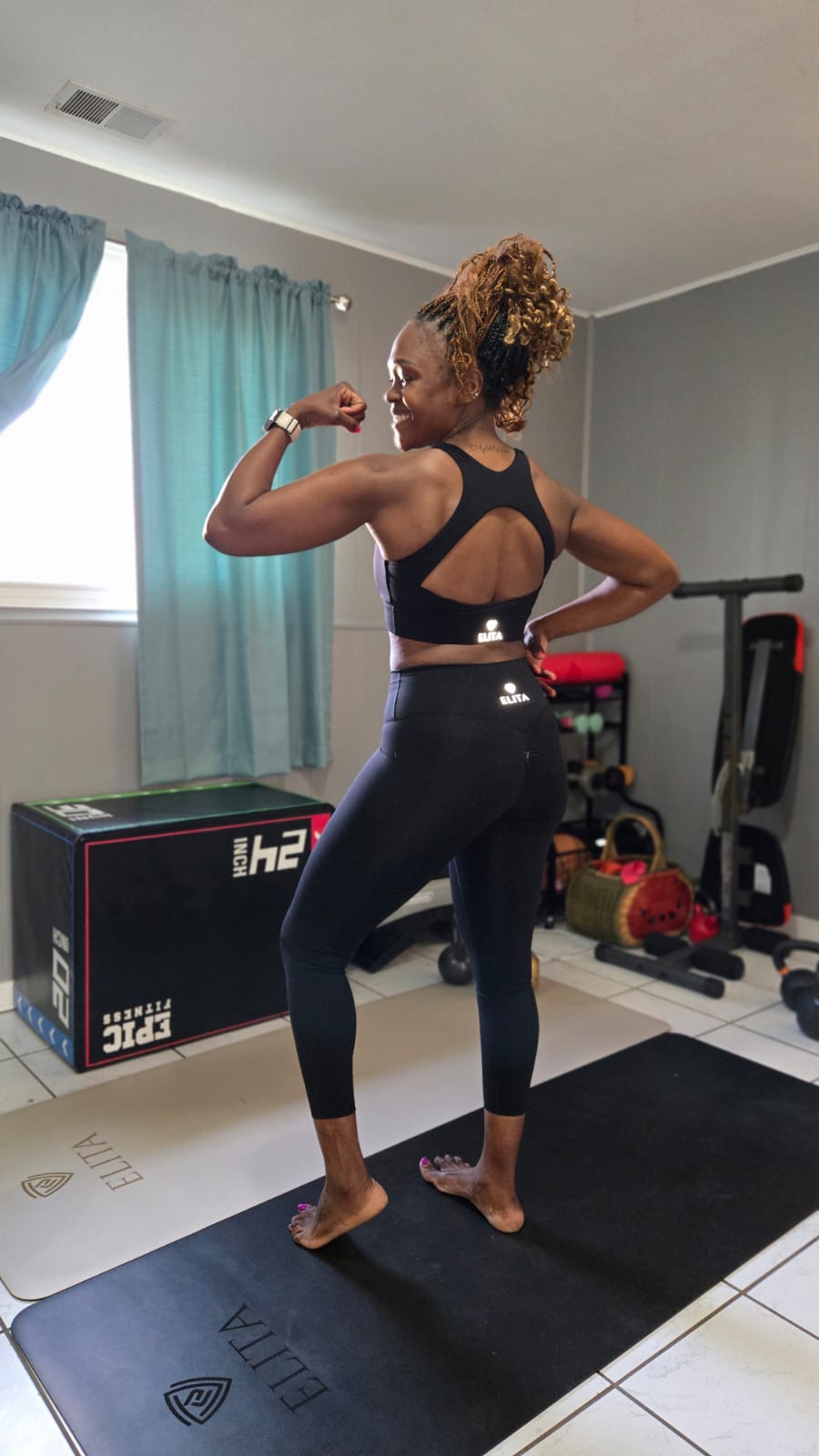 Elita Black Gym/Yoga Suit